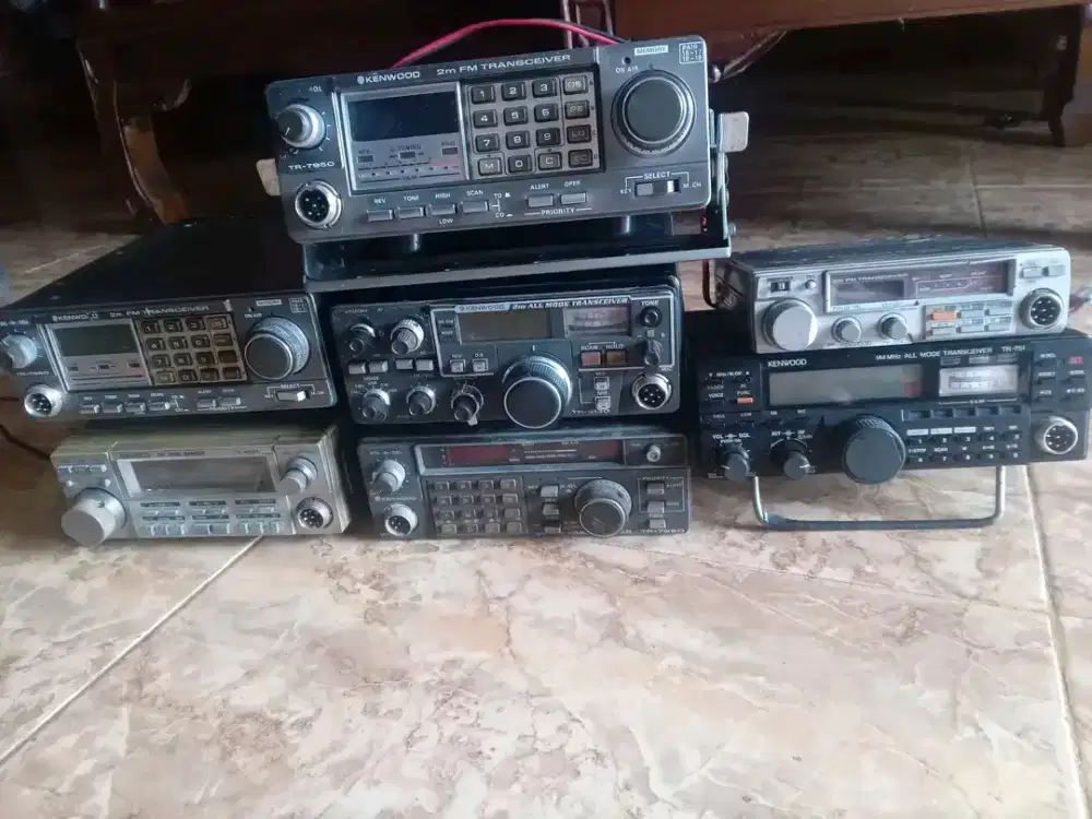 RADIO HT RIG SSB DIBELI CARI BAYAR CASH