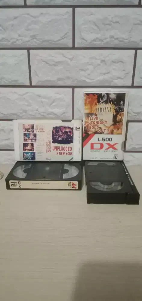 KASET VIDEO BETAMAX NIRVANA UNPLUGGED NIRVANA LIVE SOLD OUT