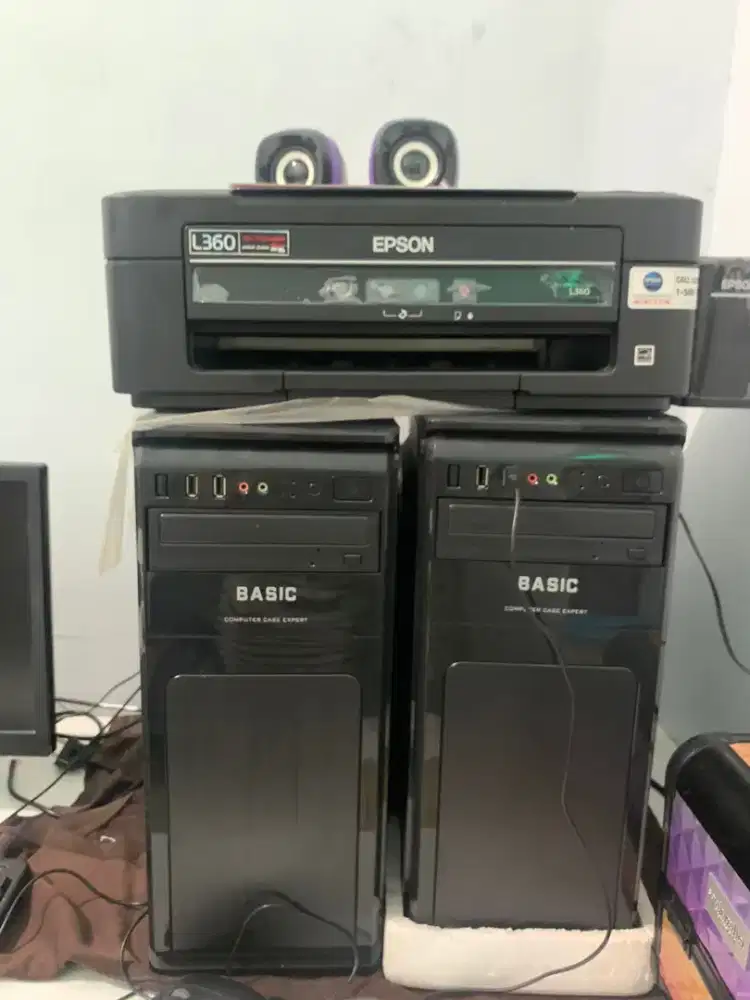 Komputer bekas kami tampung .