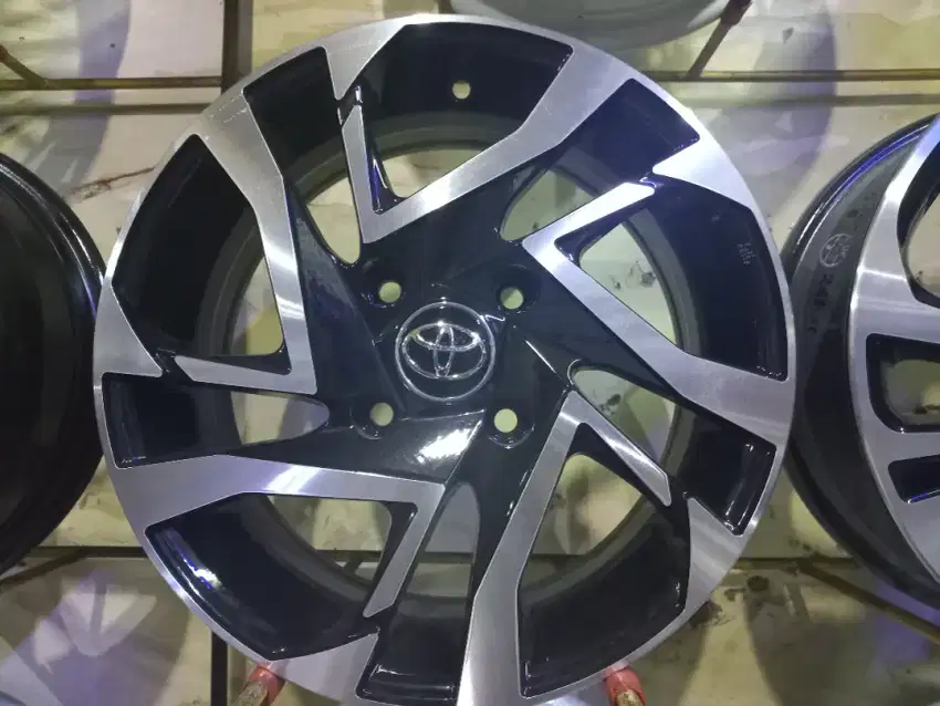 Velg Avanza Grend Veloz   Ring 15 tuok xenia  yuling kijang evalia