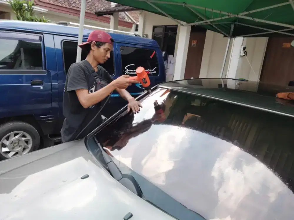 kaca film mobil panggilan ke tempat anda
