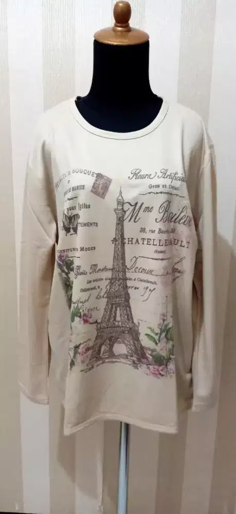 Kaos tebal wanita lucu