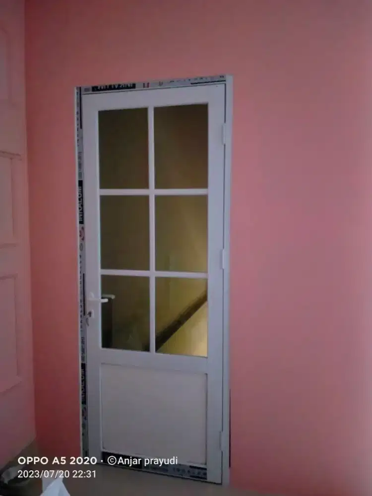 Tukang kaca aluminium