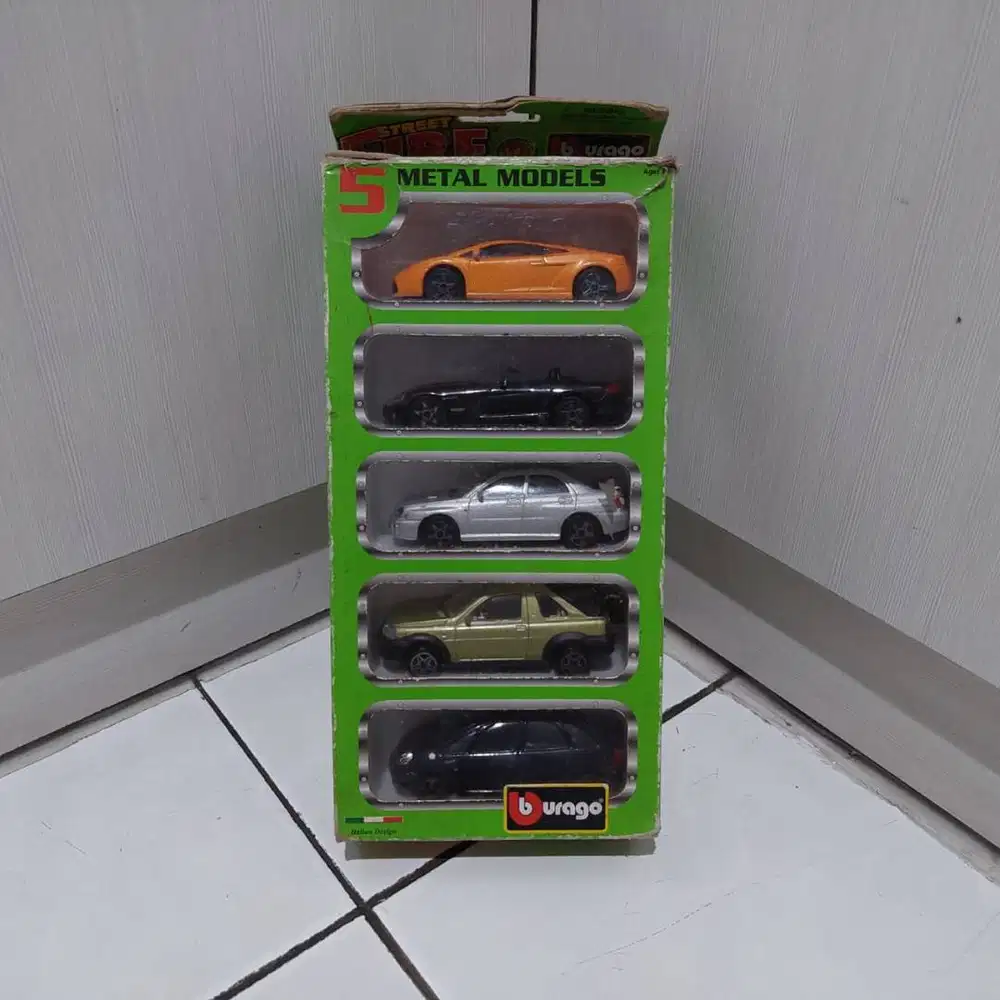 Burago Street Fire 5 Pack-1:43 (rare)