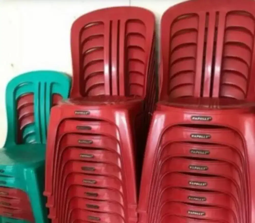 KURSI PLASTIK NAPOLLY BIG 101 MERAH HIJAU BIRU