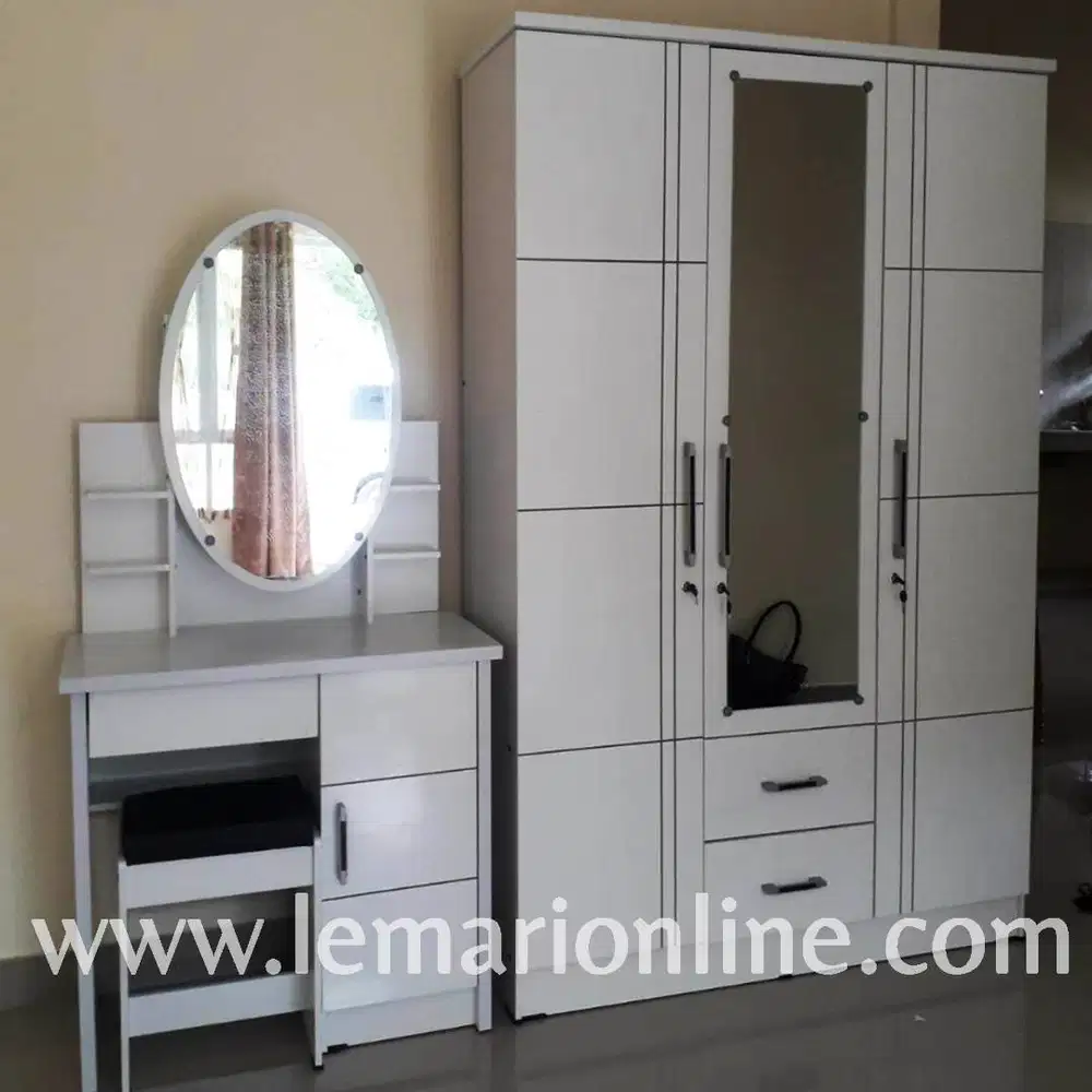 Lemari Pakaian 3 Pintu & Meja Rias Sliding (Paket Hemat)