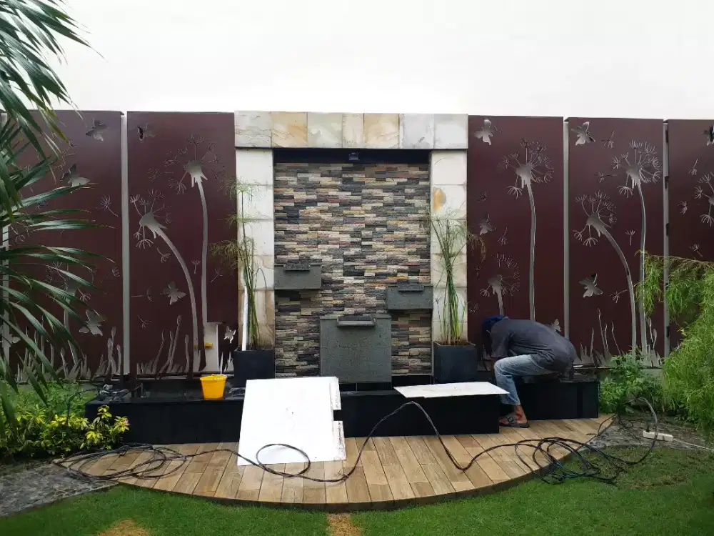 Kolam hias dan kolam koi