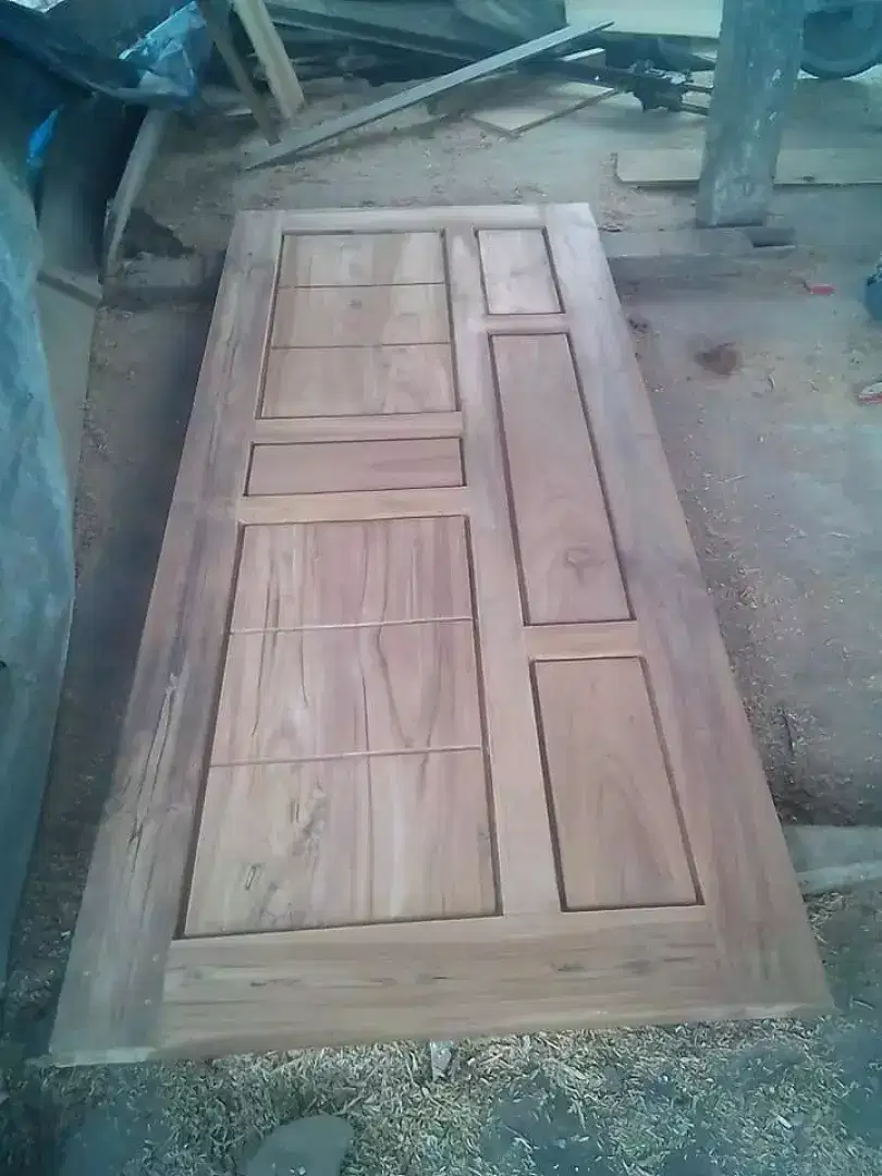 Pintu kamar bahan kayu jati,