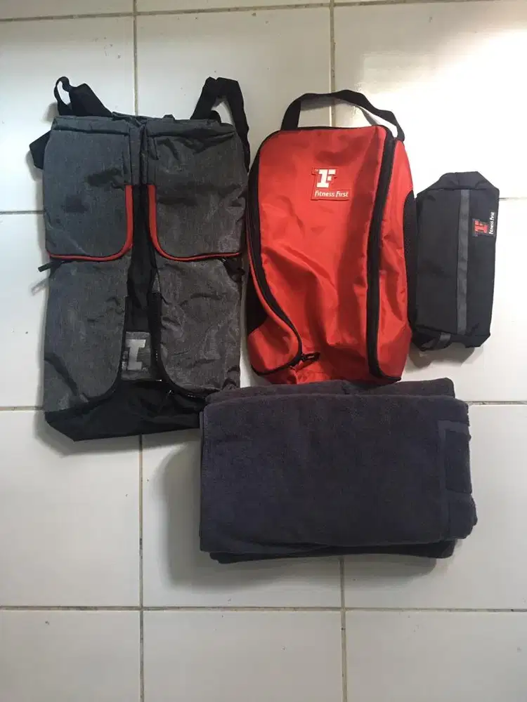 Dijual murah Peralatan Fitness Lengkap