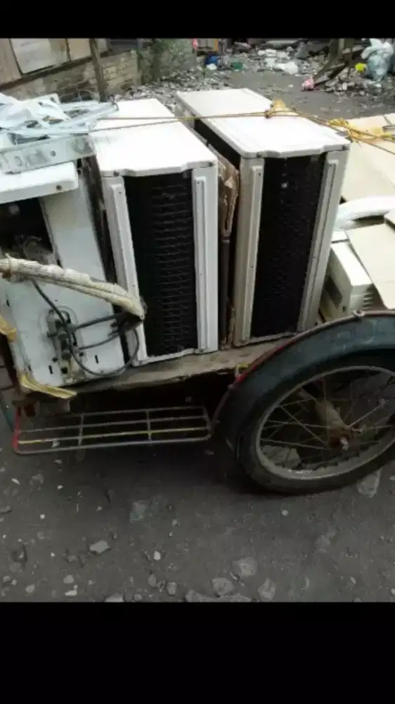 Menerima elktronik rusak/botot.AC.KULKAS.BUKU.BESI.JENSET.DLL