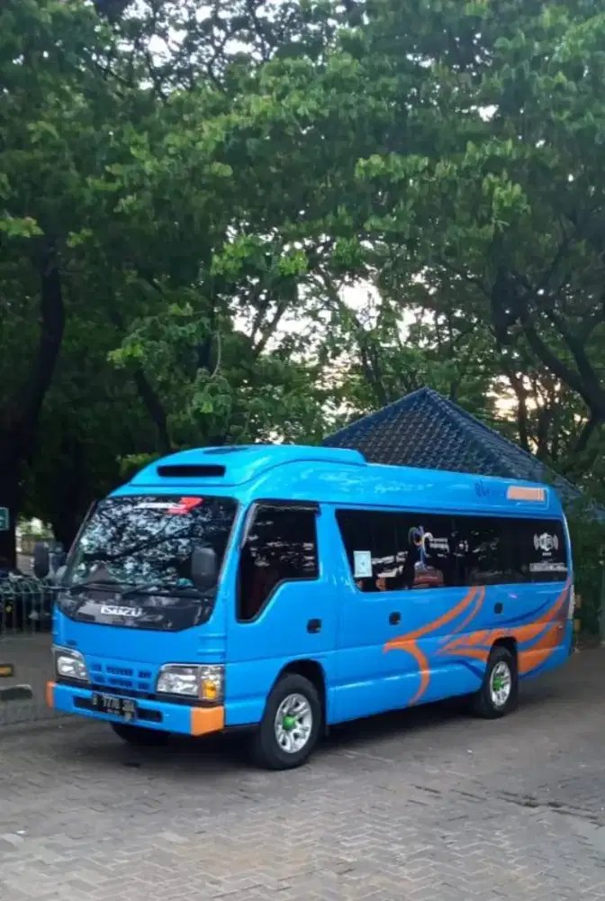 Sewa ELF Murah di Jakarta