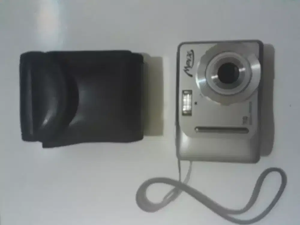 Sarung pouch kamera mpix  warna silver