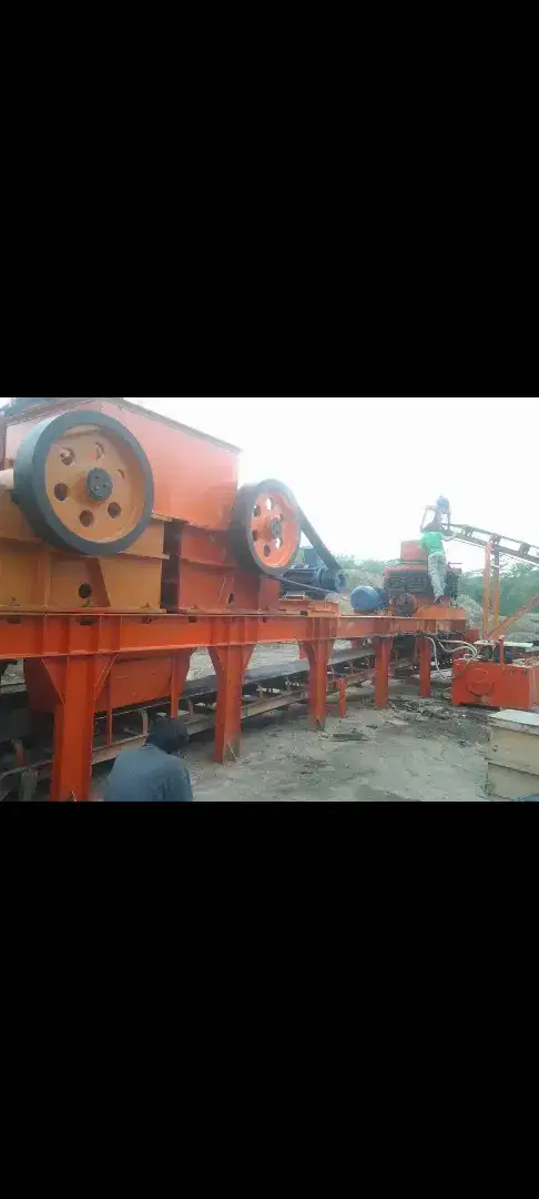 Stone jaw crusher plant cash dan kredit