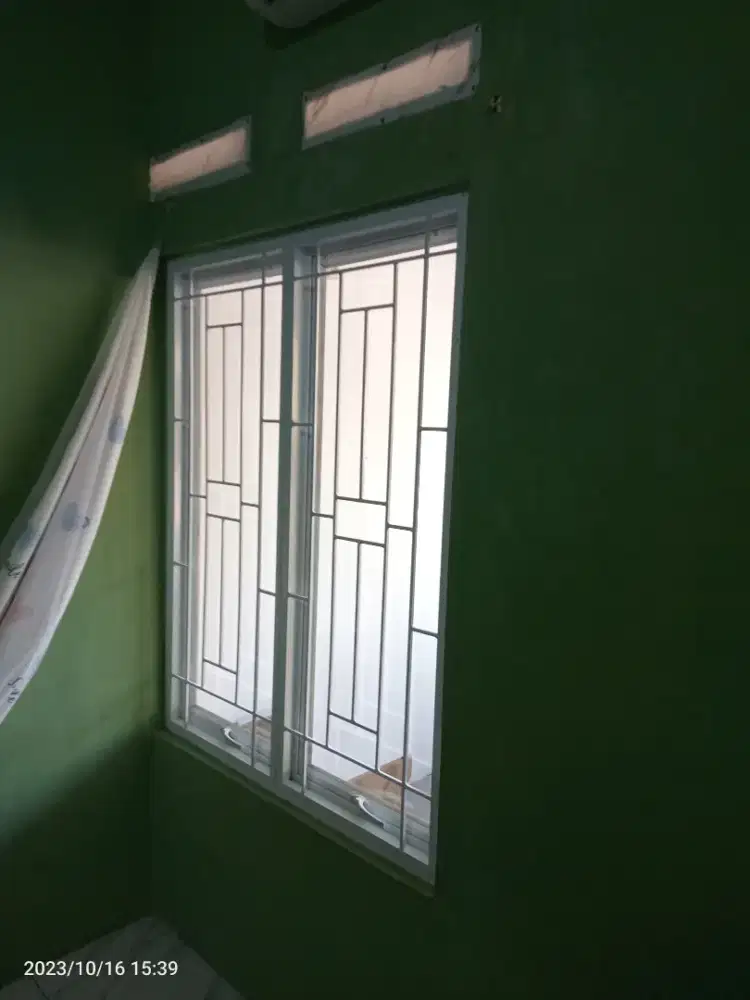 Tralis jendela minimalis