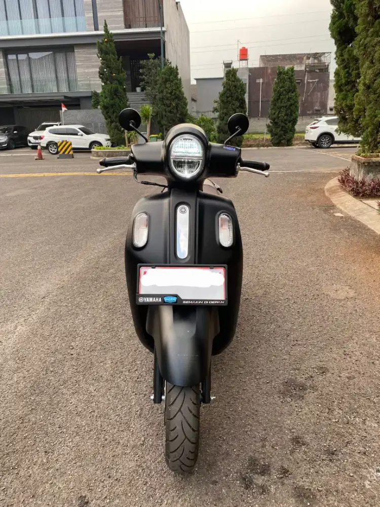 Yamaha fazzio lux hitam 2023