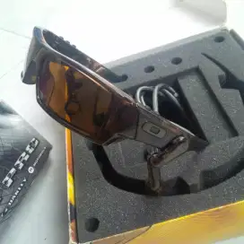 Kacamata sepeda oakley sunglass brown