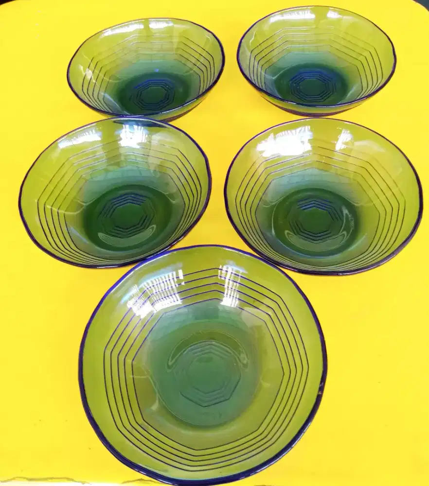 Mangkok gelas warna biru