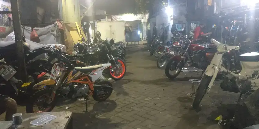Mekanik panggilan motor dan mobil