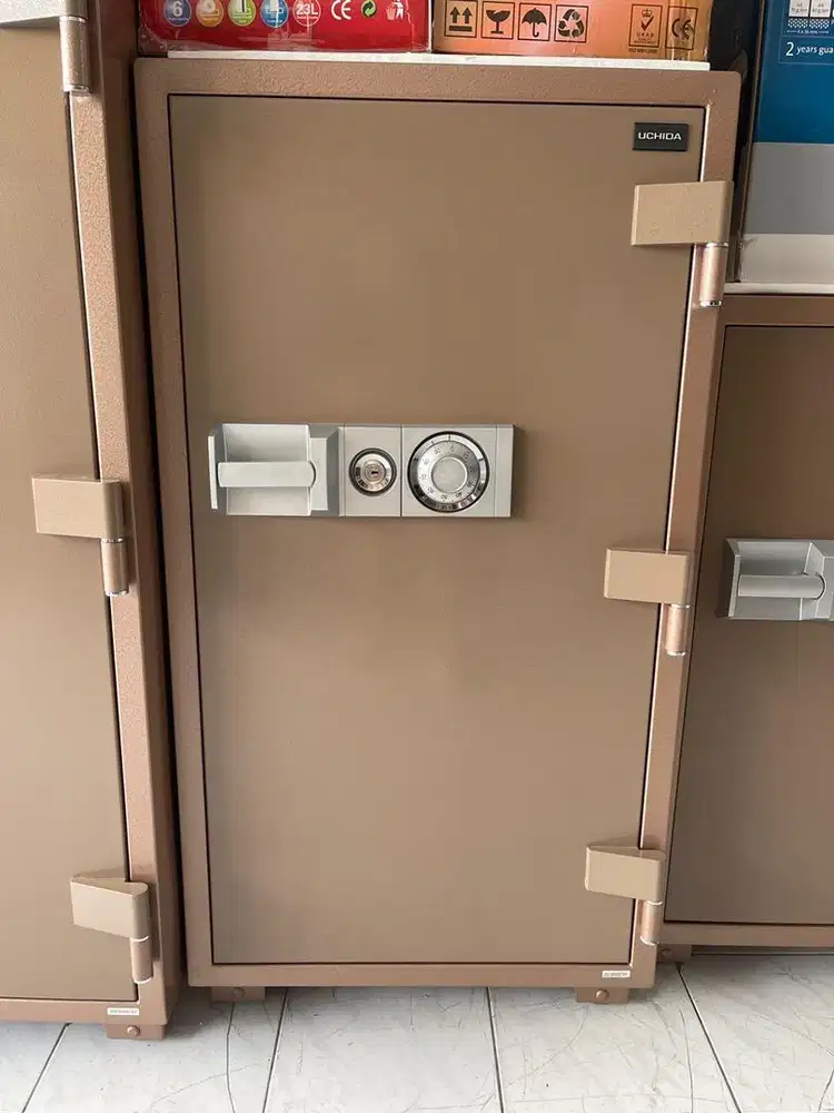 Branksa Uchida BK 265