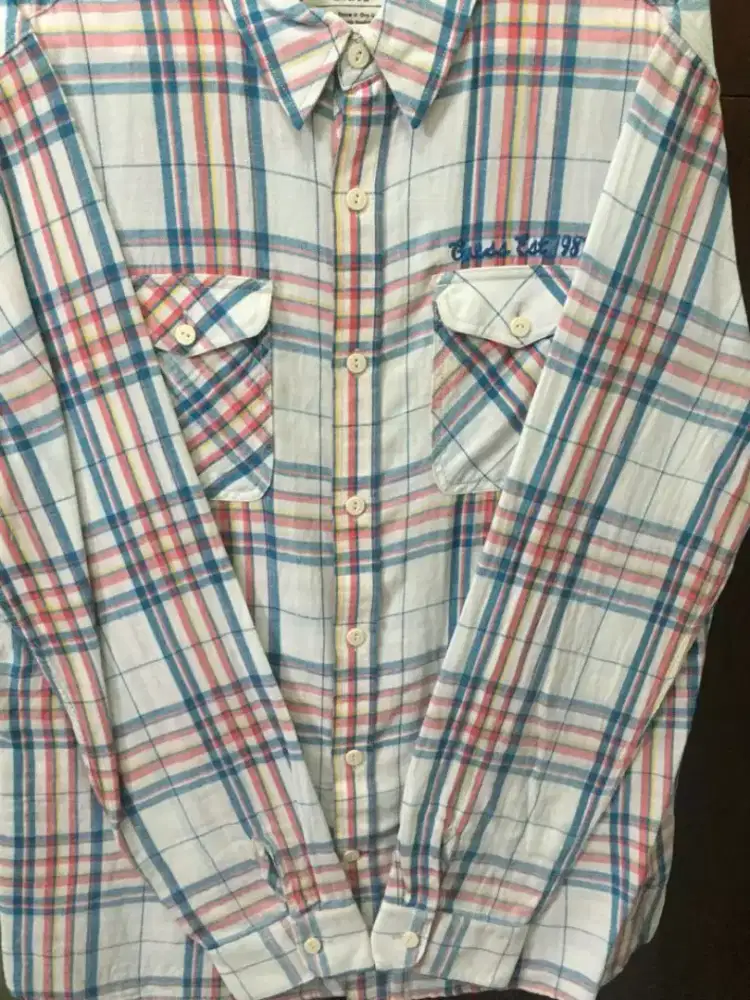 Guess kemeja original. @450-550 k