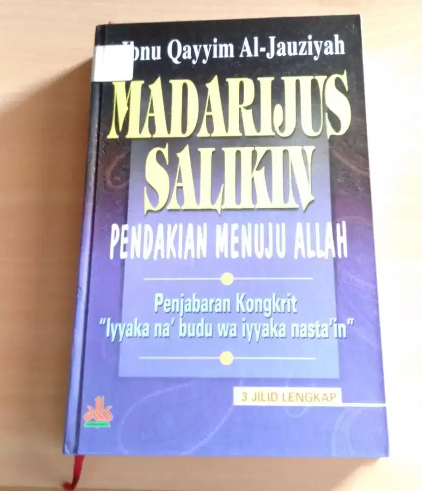 Madarijus Salikin(Pendakian Menuju Allah)