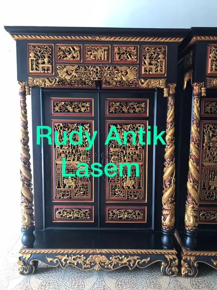 Dijual Sepasang(2biji) Almari Tiang Naga Motif Dewa kayu jati tua