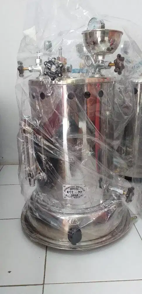 Setrika uap 10 liter