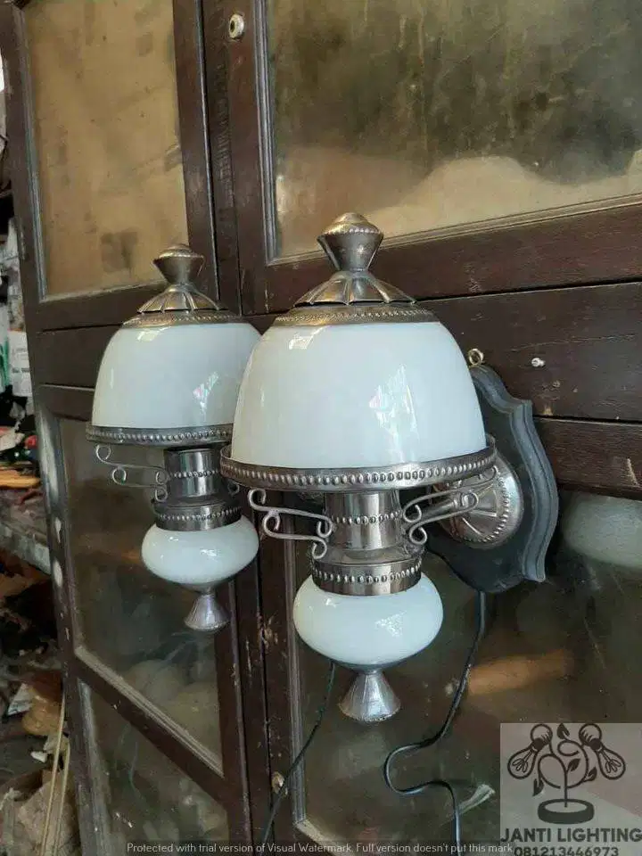 Lampu hias antik kuningan lampu tempel lawasan