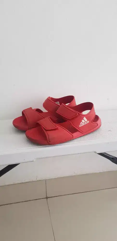 Sandal adidas anak discount original