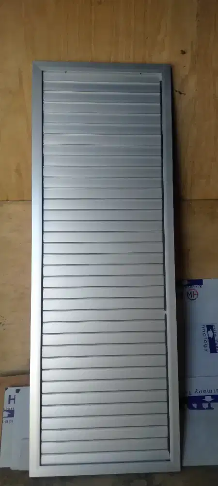 Siap pasang pintu toilet Aluminium