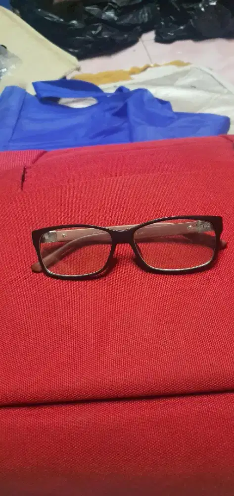 Kacamata gucci  second