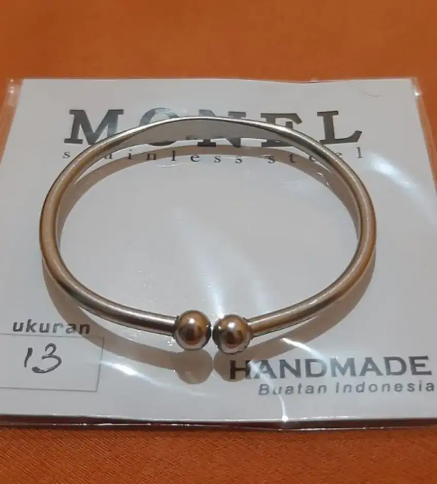 Gelang monel bayi