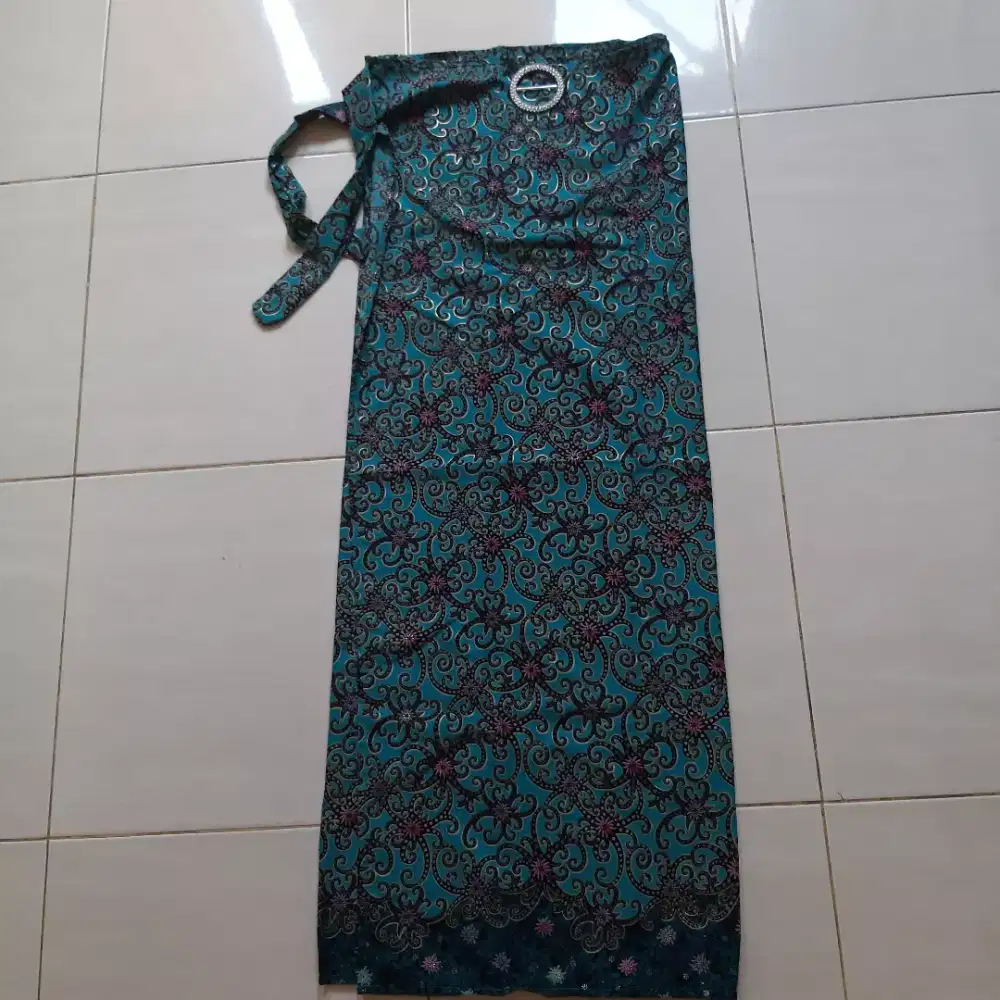 Kain batik lilit free buckle
