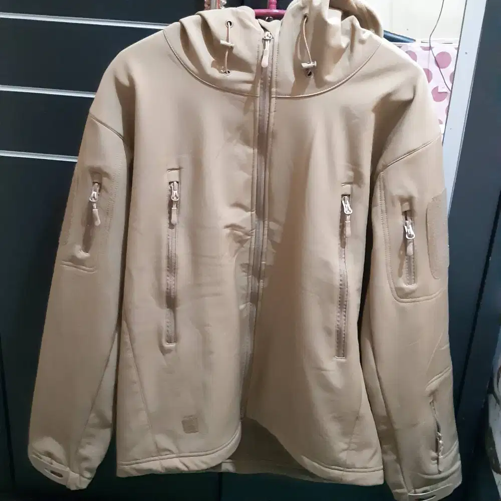 Jaket Cream Premium