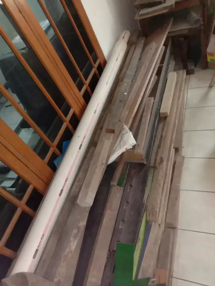 Kayu blok panjang tebal