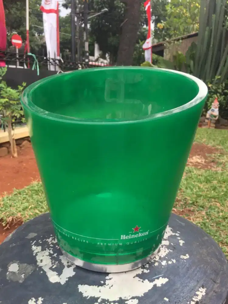 Wadah bucket heineken bahan akrilik tebal