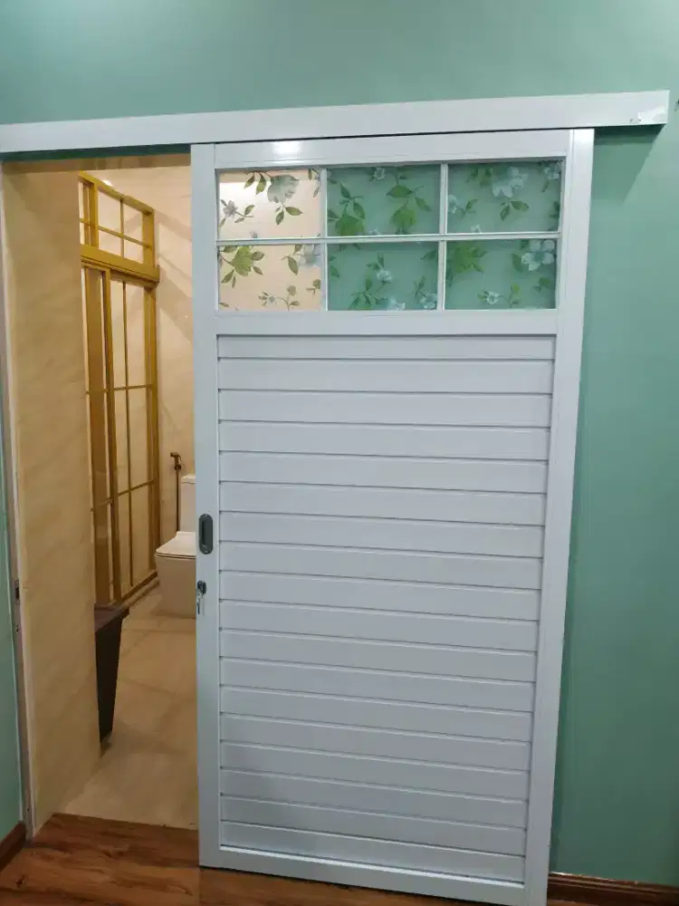 Pintu Swing Atau Geser