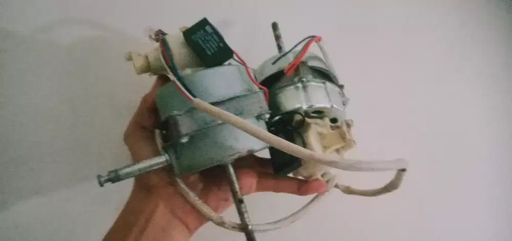 SEKALIGUS 4 HARGANYA 2OO