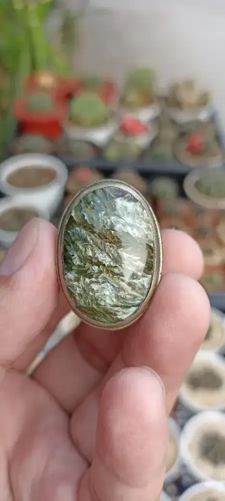 Cincin batu green seraphinite