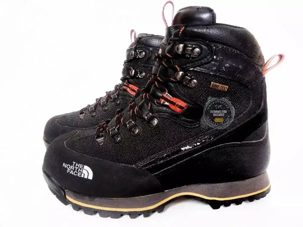 sepatu gunung The North Face NFZ95550 GTX hiking outdoor TNF