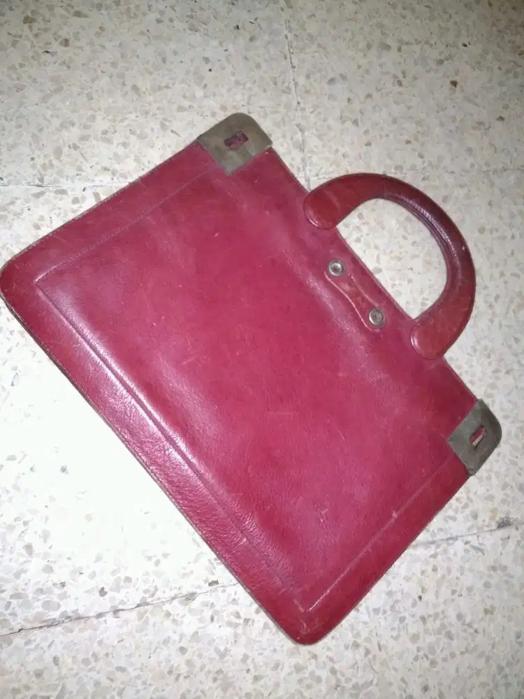 ladies bag made in Italy handmade by balenciaga vintage