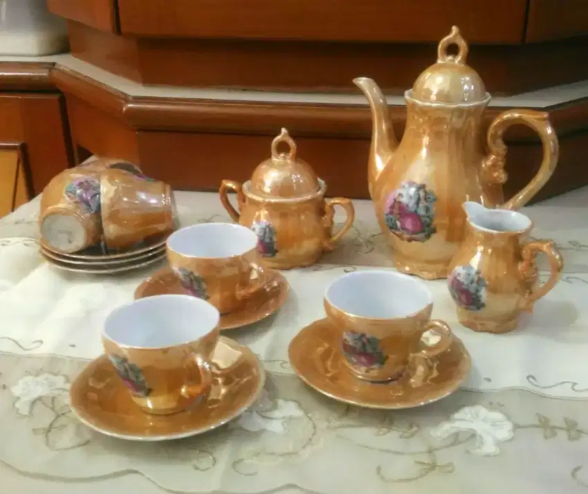 Teh / Tea Set Gold Antik Made in Jepang / Japan Motif Eropa Jual Murah