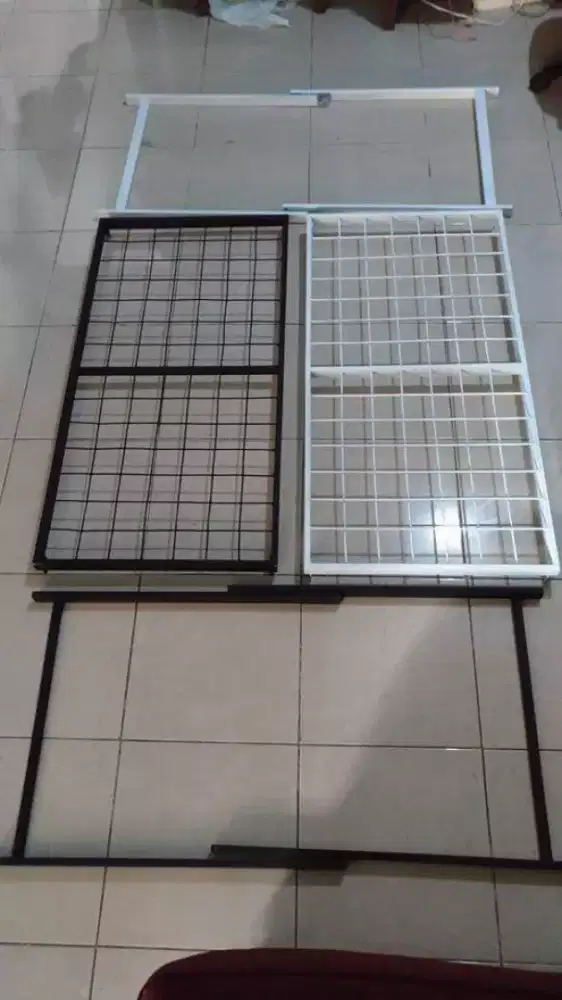 Meja Setrika Uap Tebal dan Kuat