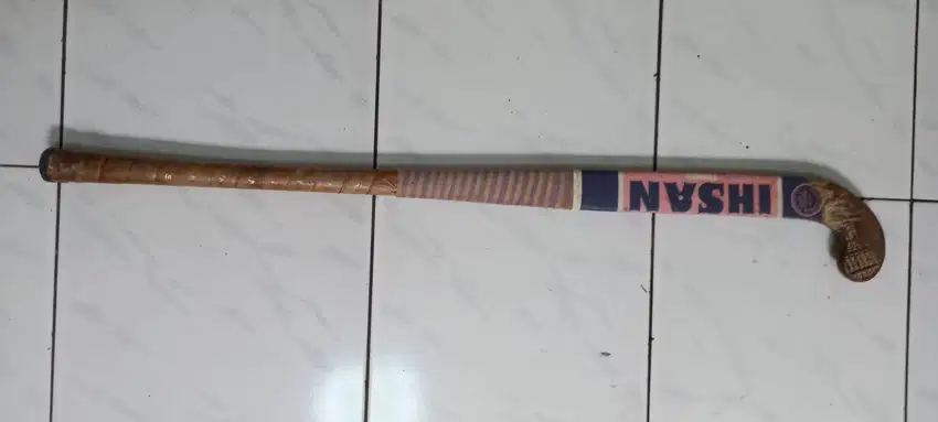 Stick Hockey  IHSAN Tempo  Wooden  Pakistan (36 Inch)