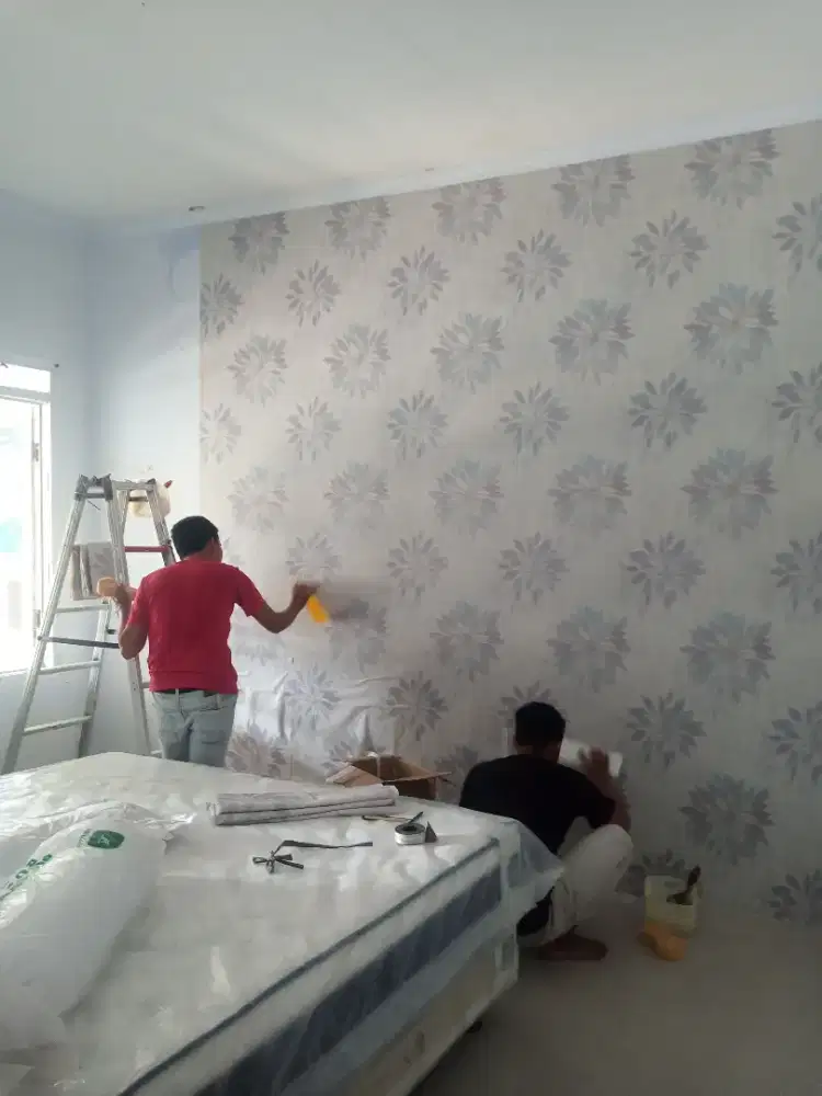Wallpaper dinding premium,pemsangan khusus Bekasi trdkt.