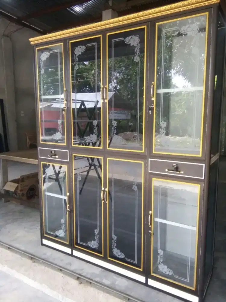 Lemari Atau Rak Piring Aluminium 4 Pintu Termurah