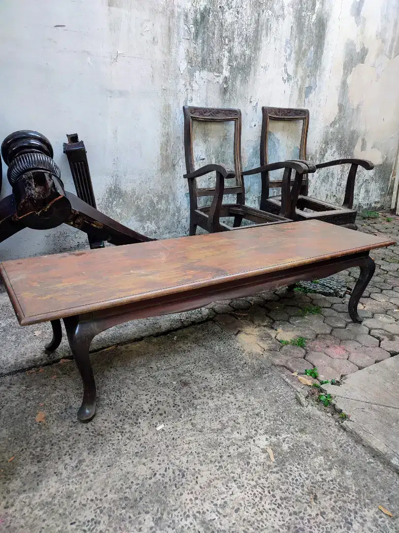Meja Teh Panjang Antik