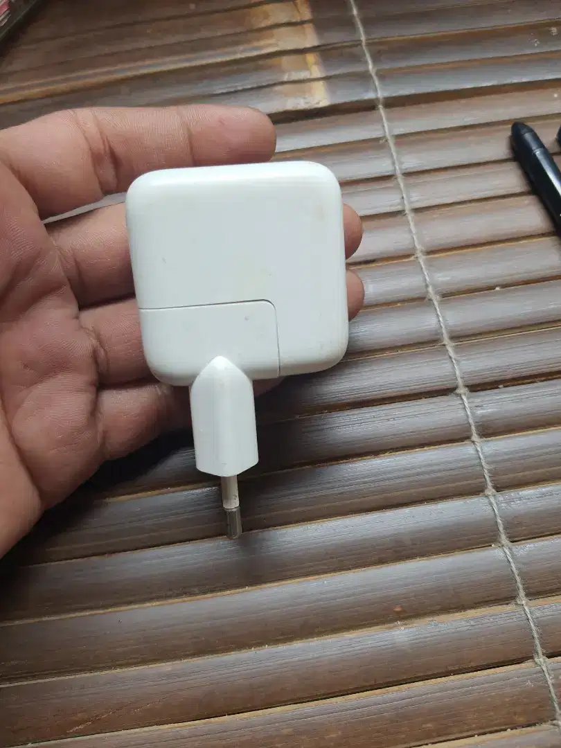 Kepala charger 12watt cabutan/bawaan ori ipad air 3