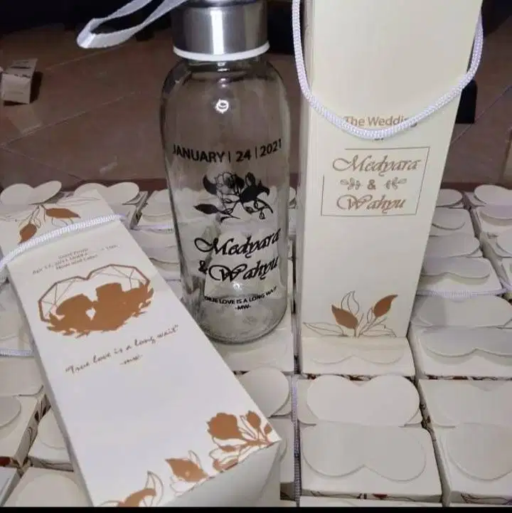 Souvenir botol, souvenir wedding, souvenir nikah, botol sablon