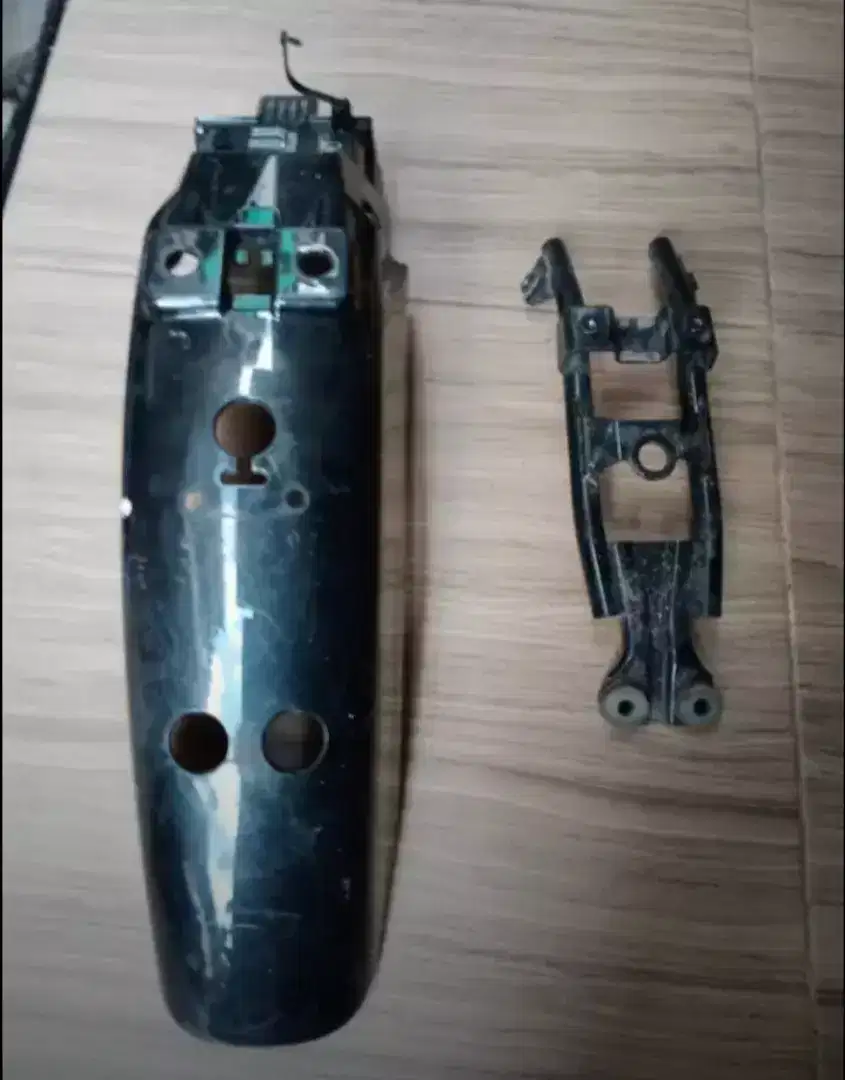 slebor belakang Kawasaki W175 orisinil